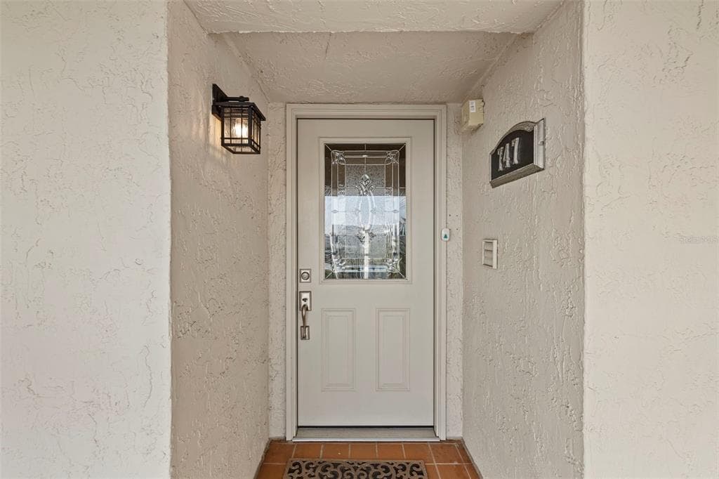 8150 BRENT STREET 747 photo 4