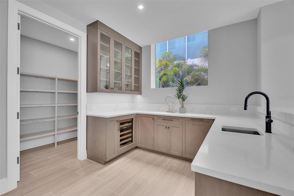 70 AVENIDA VENECCIA 201 photo 18