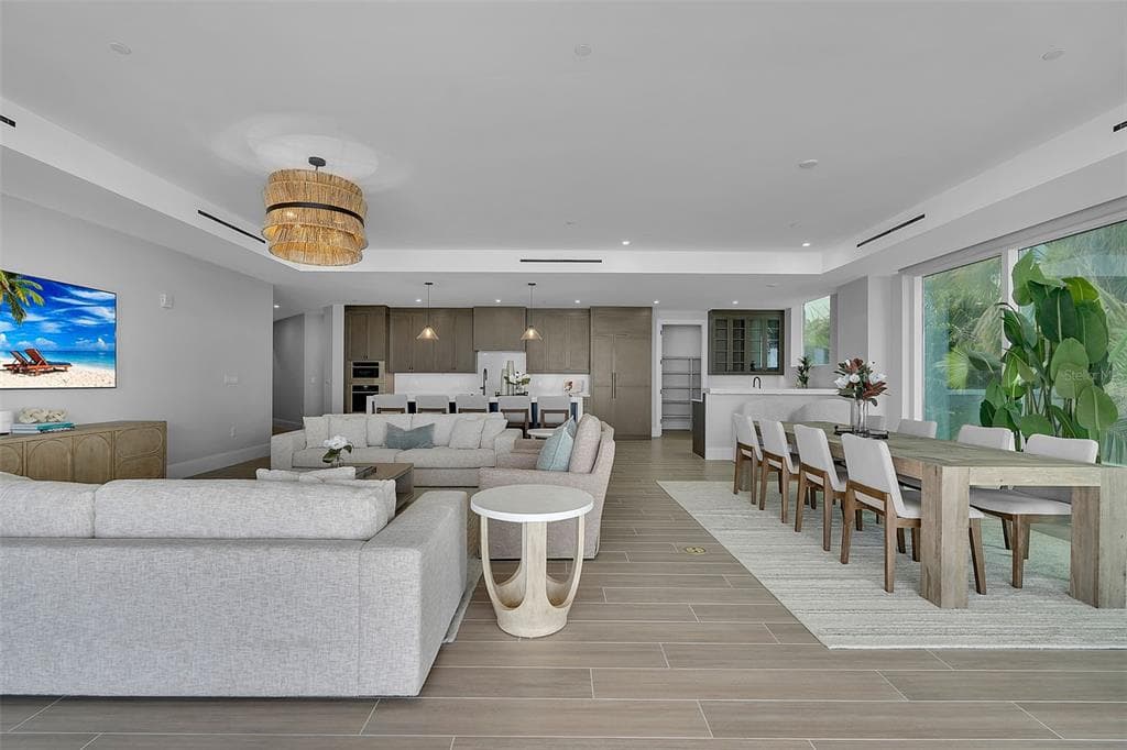 70 AVENIDA VENECCIA 201 photo 11