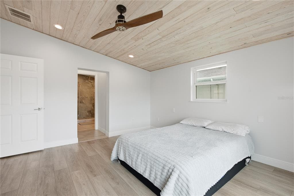4930 POMPANO DRIVE photo 20