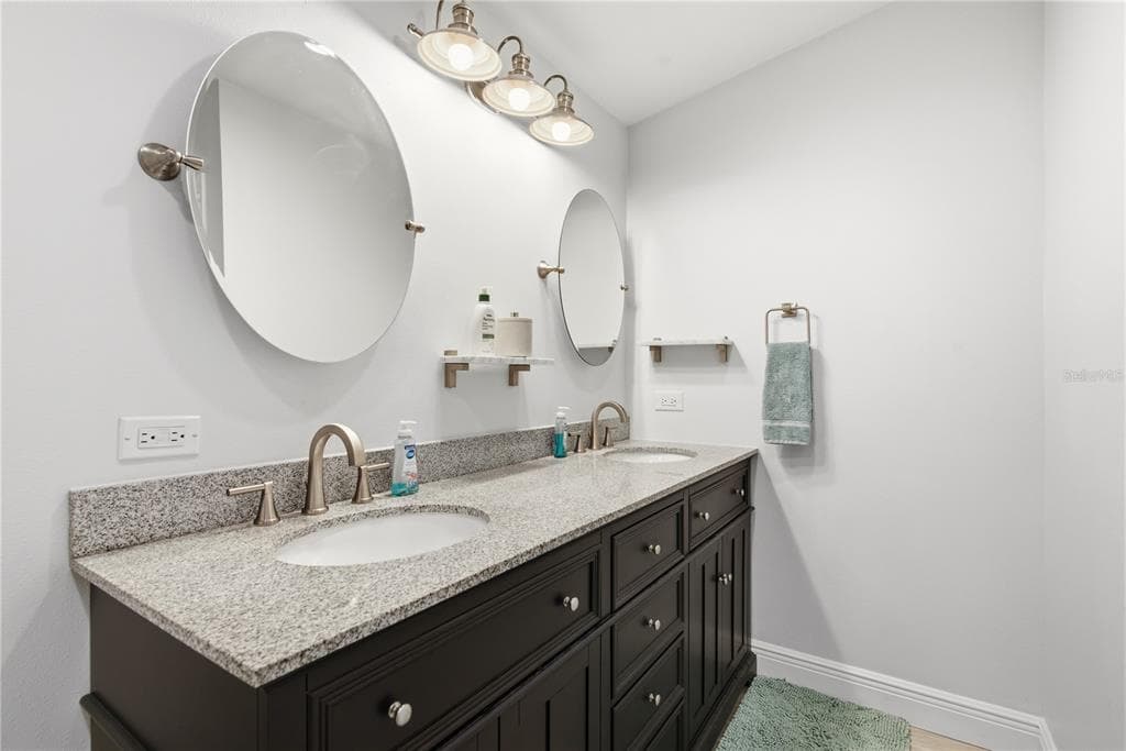 4930 POMPANO DRIVE photo 21