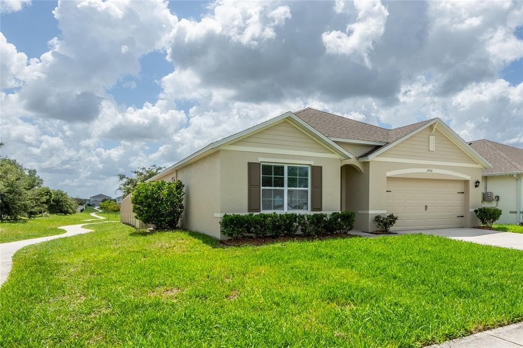 2433 WHITE POPPY DRIVE photo 2