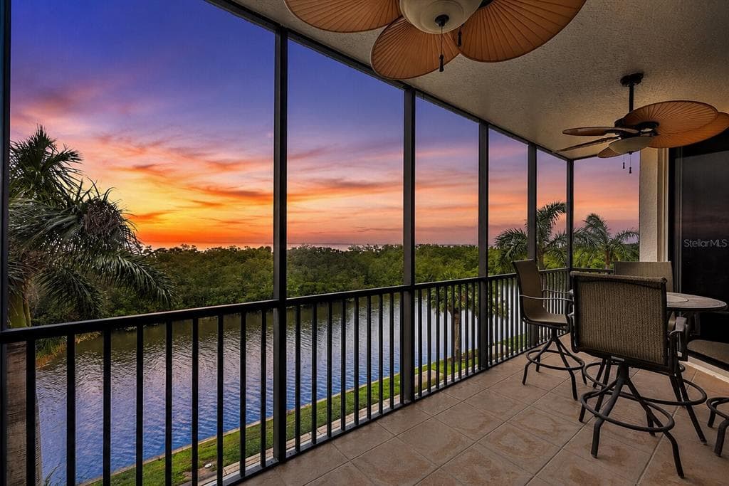 3329 SUNSET KEY CIRCLE 204 photo 1