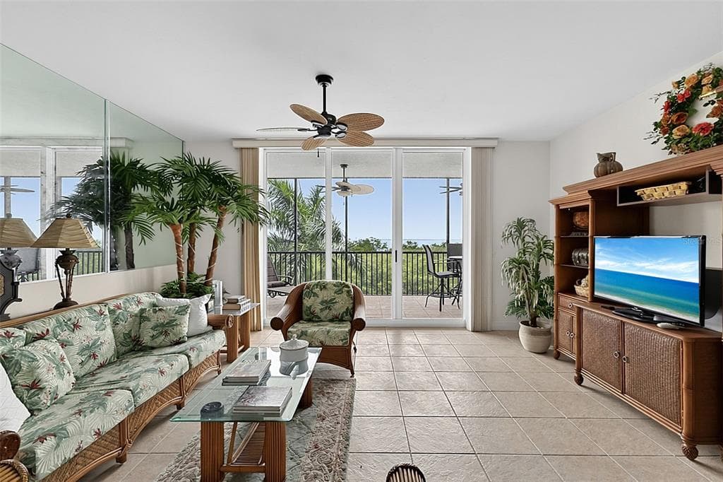 3329 SUNSET KEY CIRCLE 204 photo 15