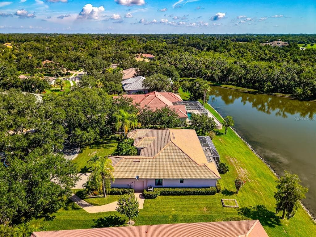 2012 ISLAND ESTATES DRIVE photo 2