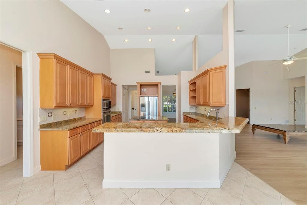 2012 ISLAND ESTATES DRIVE photo 10