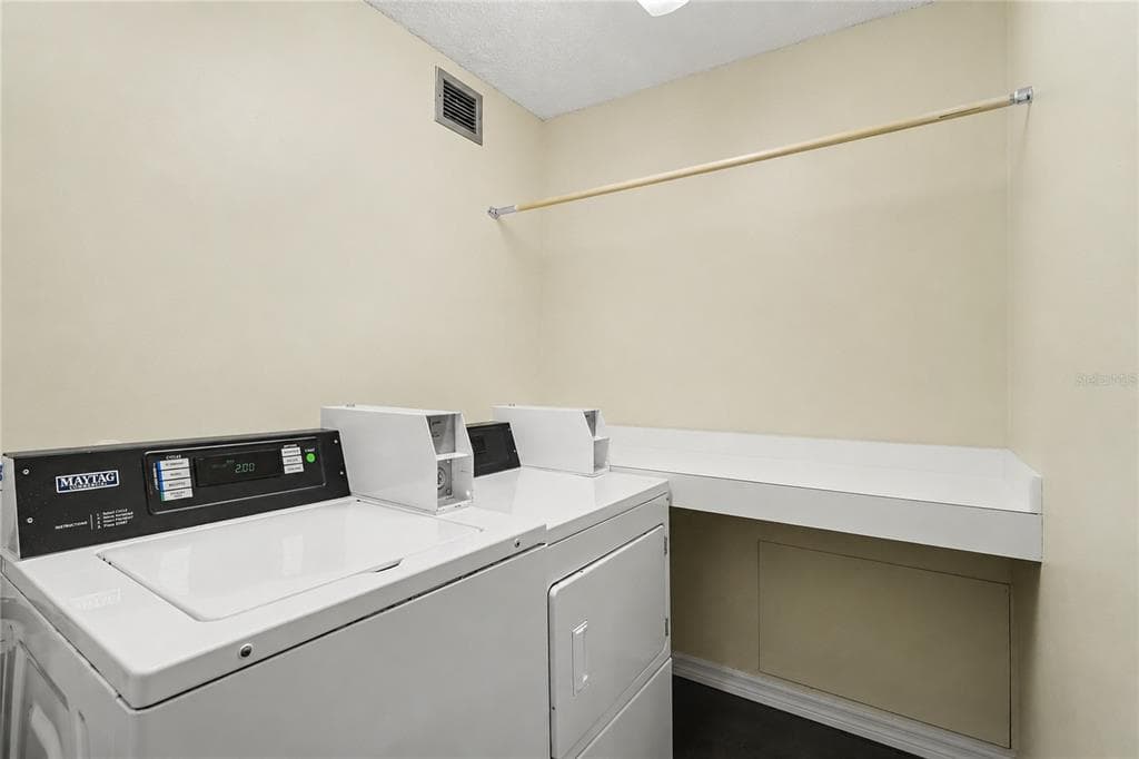3051 S ATLANTIC AVENUE V060 photo 23