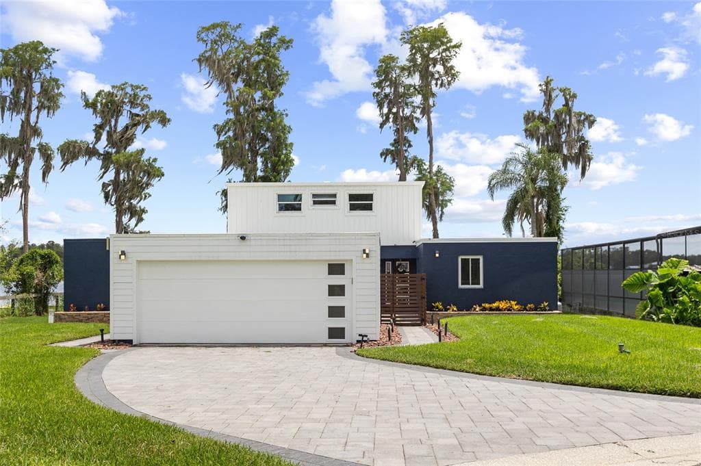 18200 CYPRESS COVE LANE photo 1