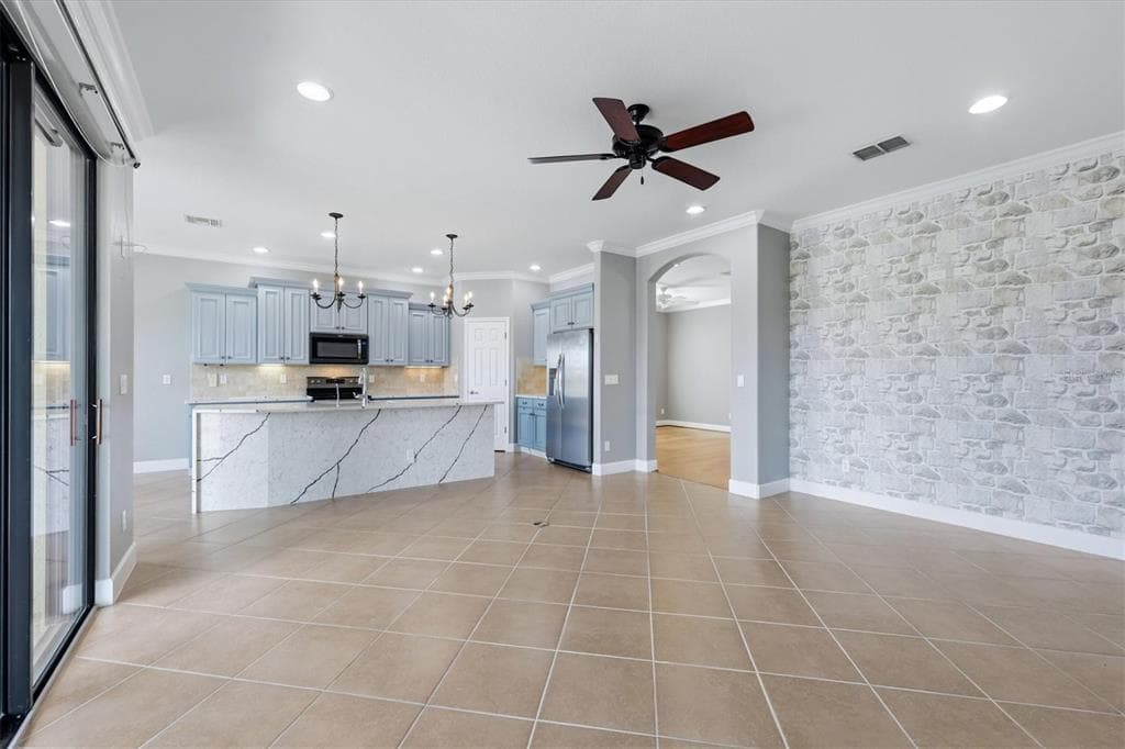 20252 PEZZANA DRIVE photo 18