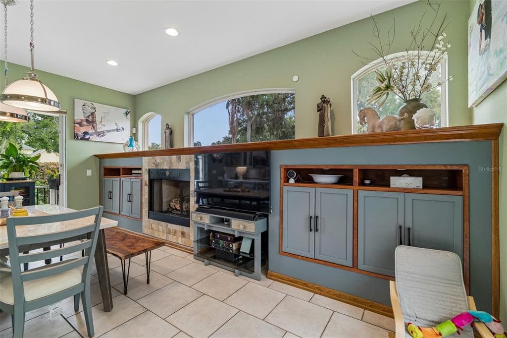 1514 BOOTH DRIVE photo 25