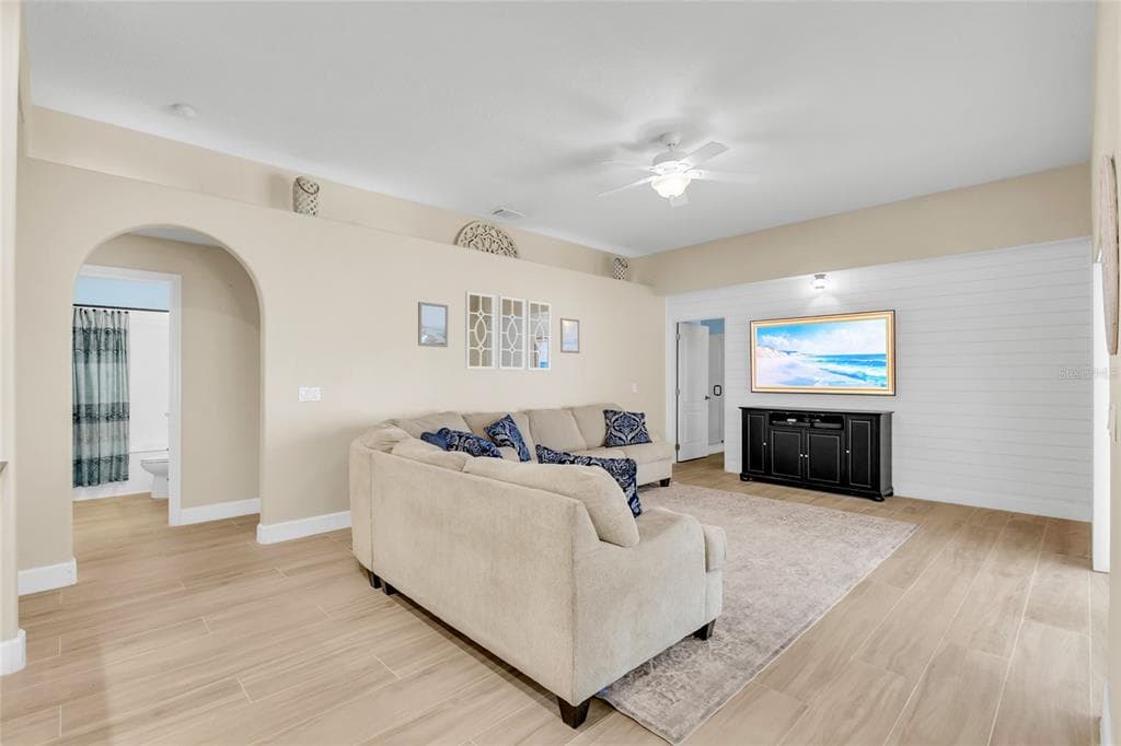 3740 SUNWARD DRIVE photo 23