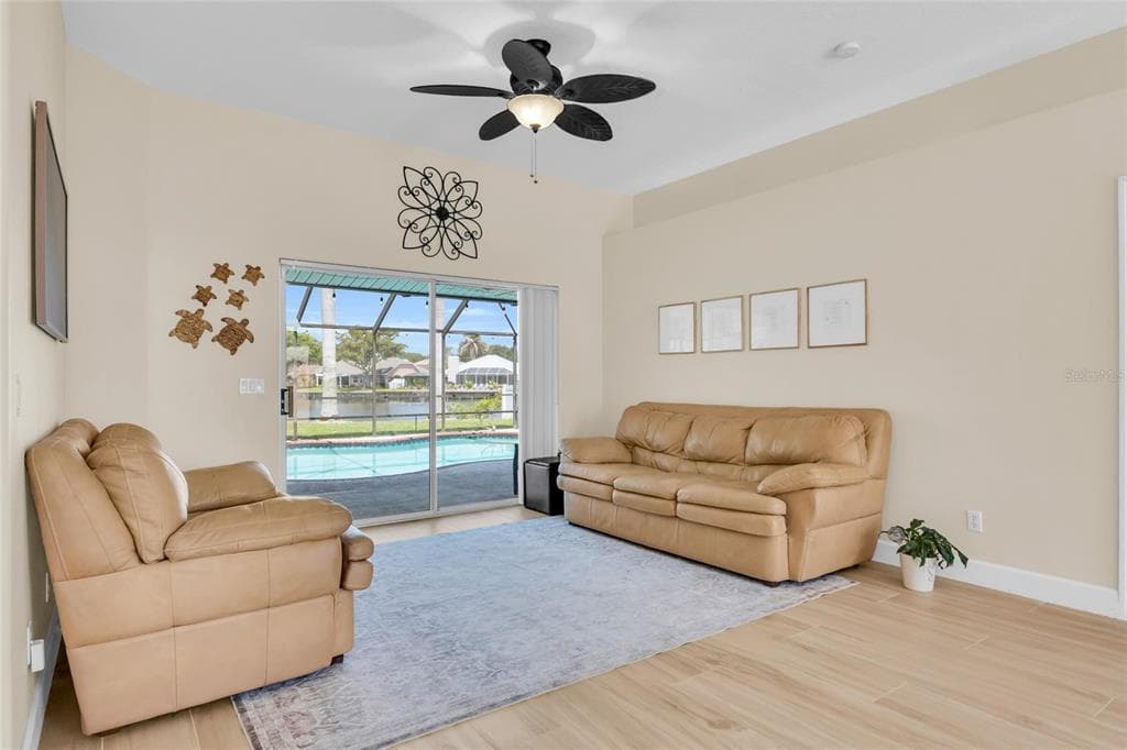 3740 SUNWARD DRIVE photo 12