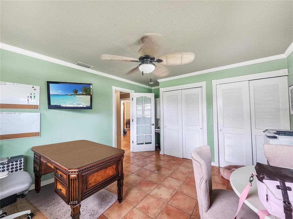 270 BELAIRE COURT photo 6