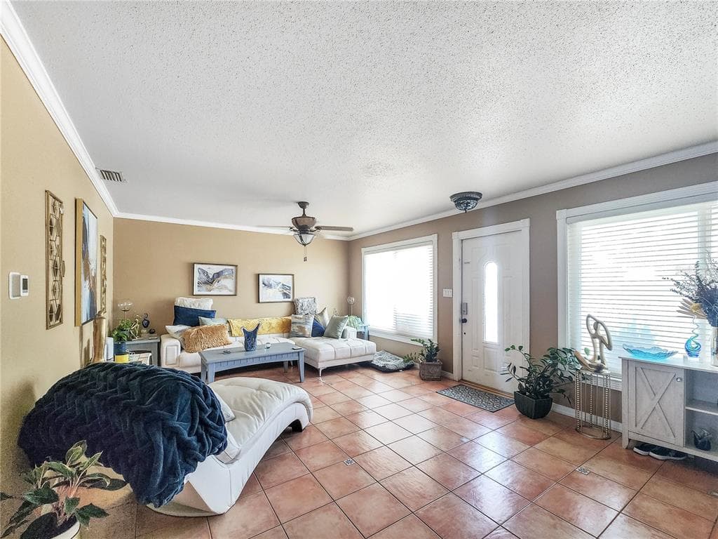 270 BELAIRE COURT 3