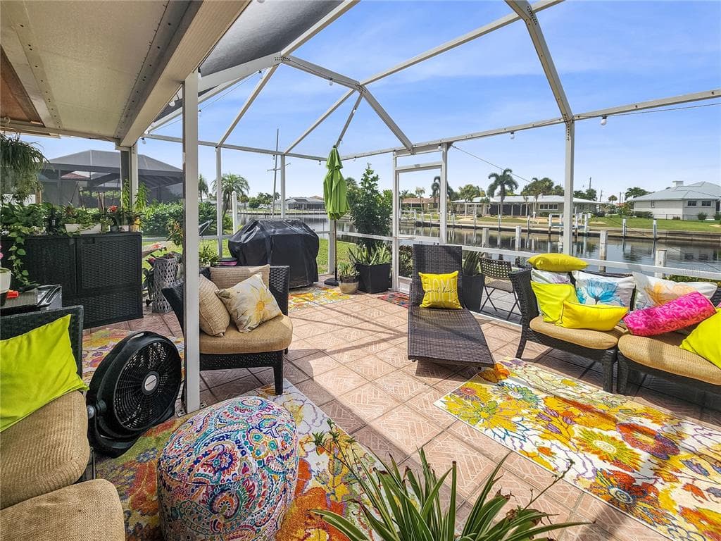 270 BELAIRE COURT photo 20