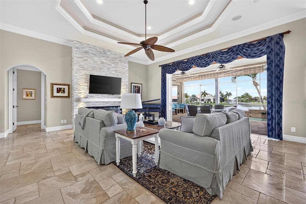 2018 DEBORAH DRIVE photo 11