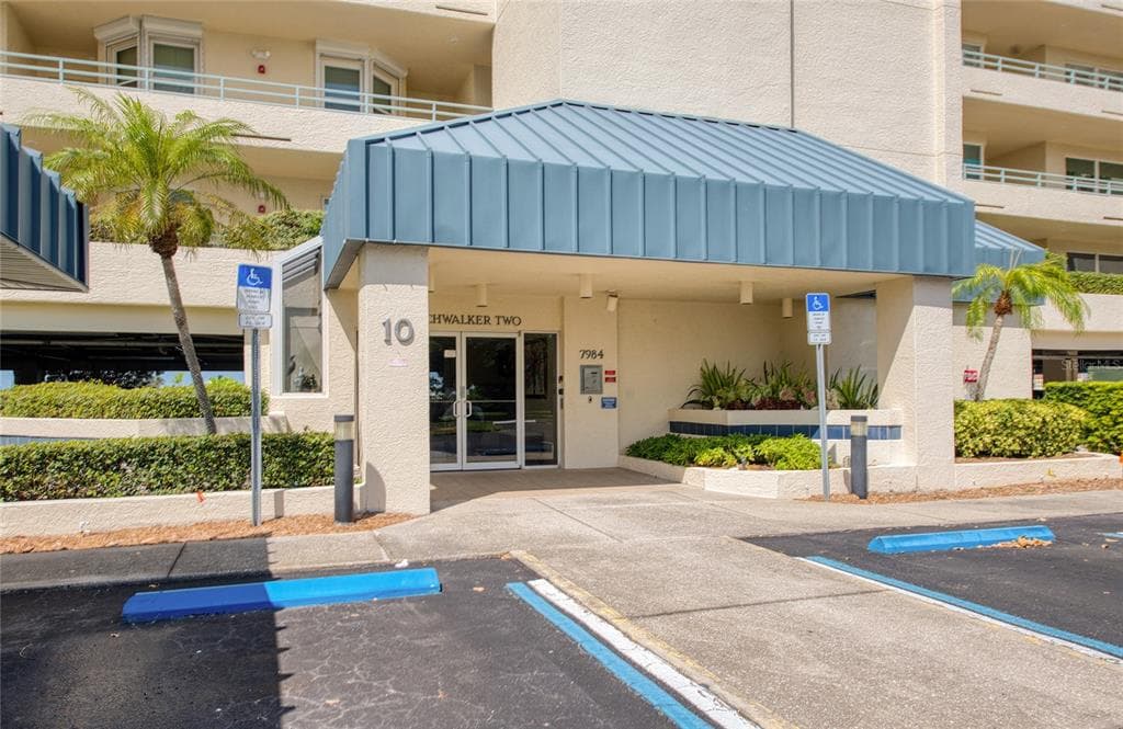 7984 SAILBOAT KEY BOULEVARD S #303 2