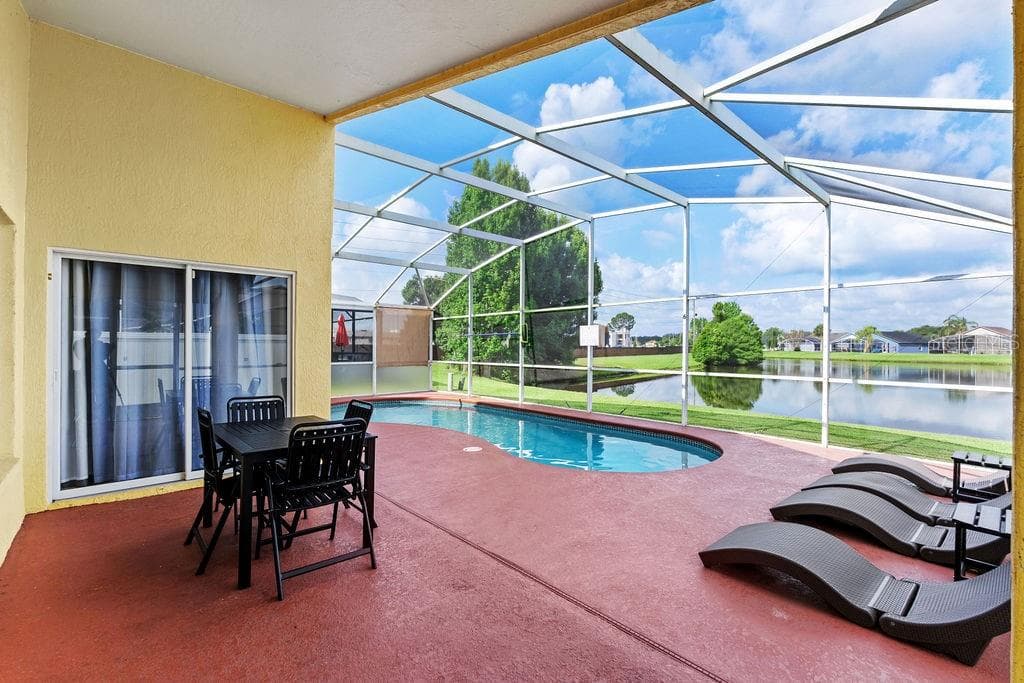5134 VIOLET LANE photo 4