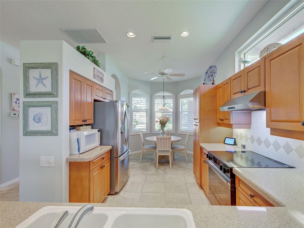 5011 SEAGRASS DRIVE photo 22
