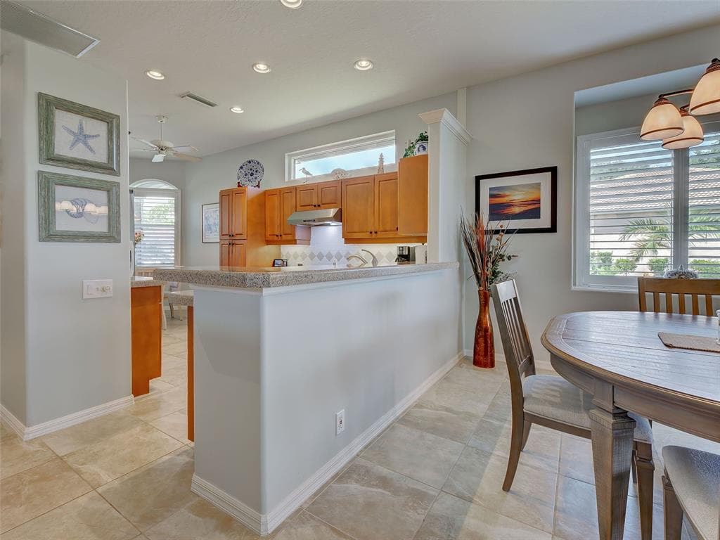 5011 SEAGRASS DRIVE photo 24