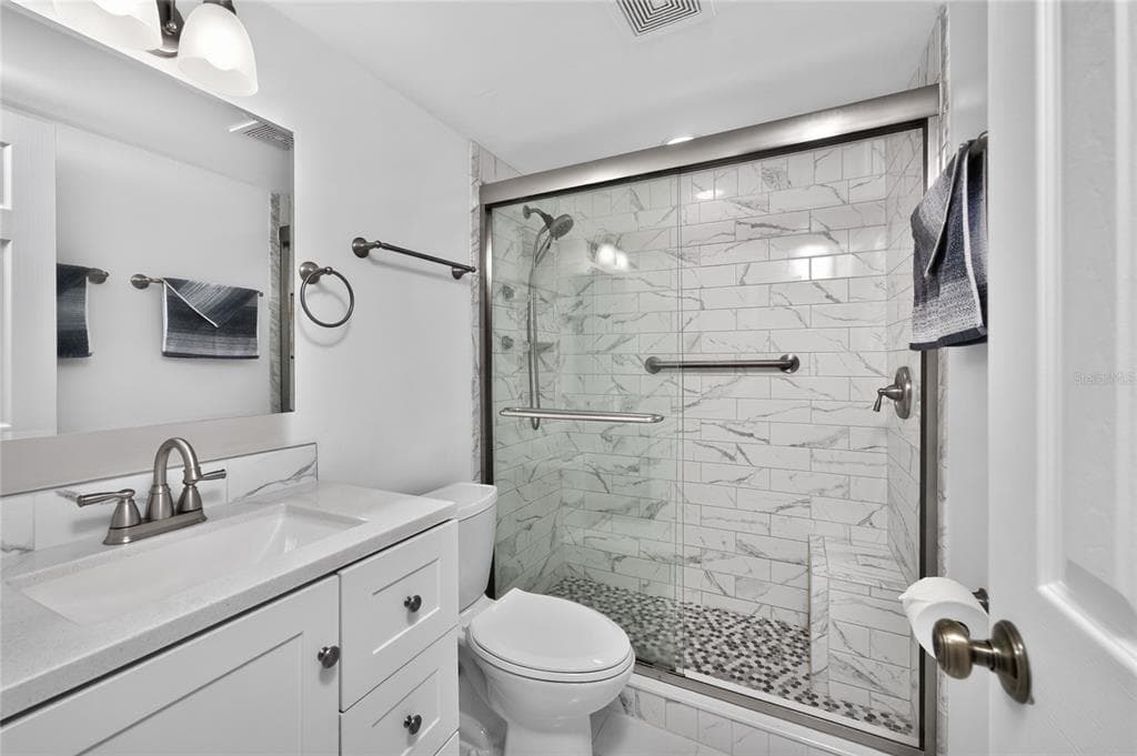 1765 GULF BOULEVARD 203 photo 23