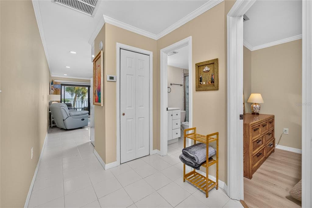 1765 GULF BOULEVARD 203 photo 12