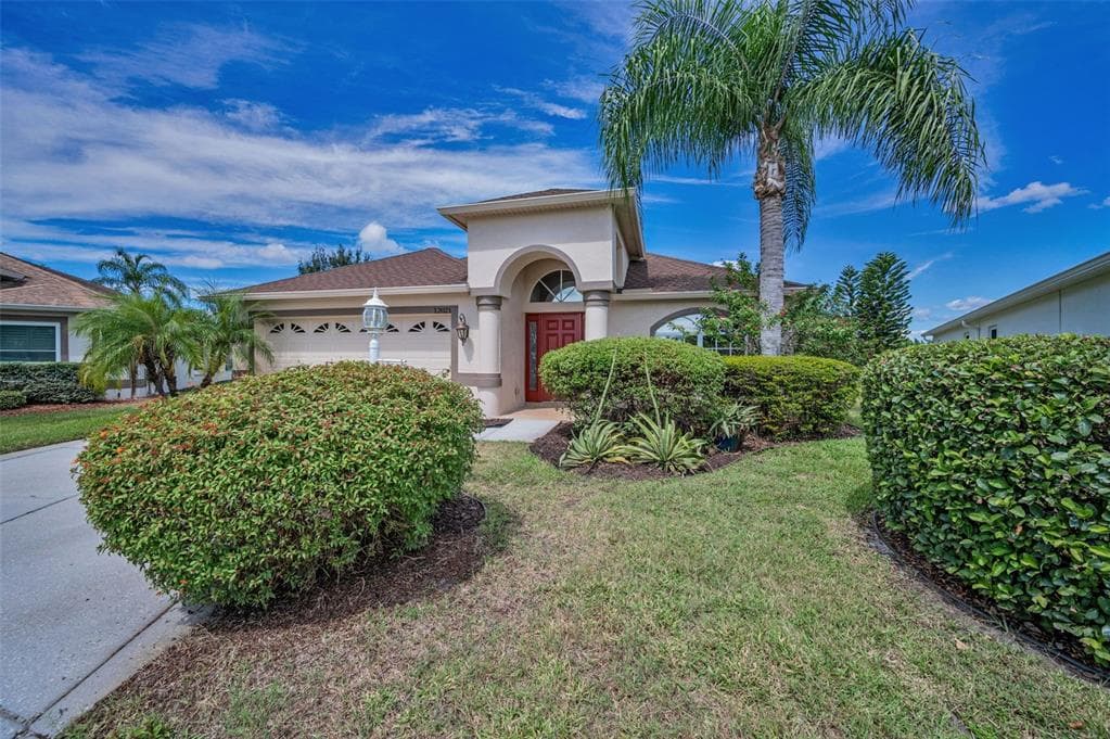 12021 FERN TERRACE COURT photo 4