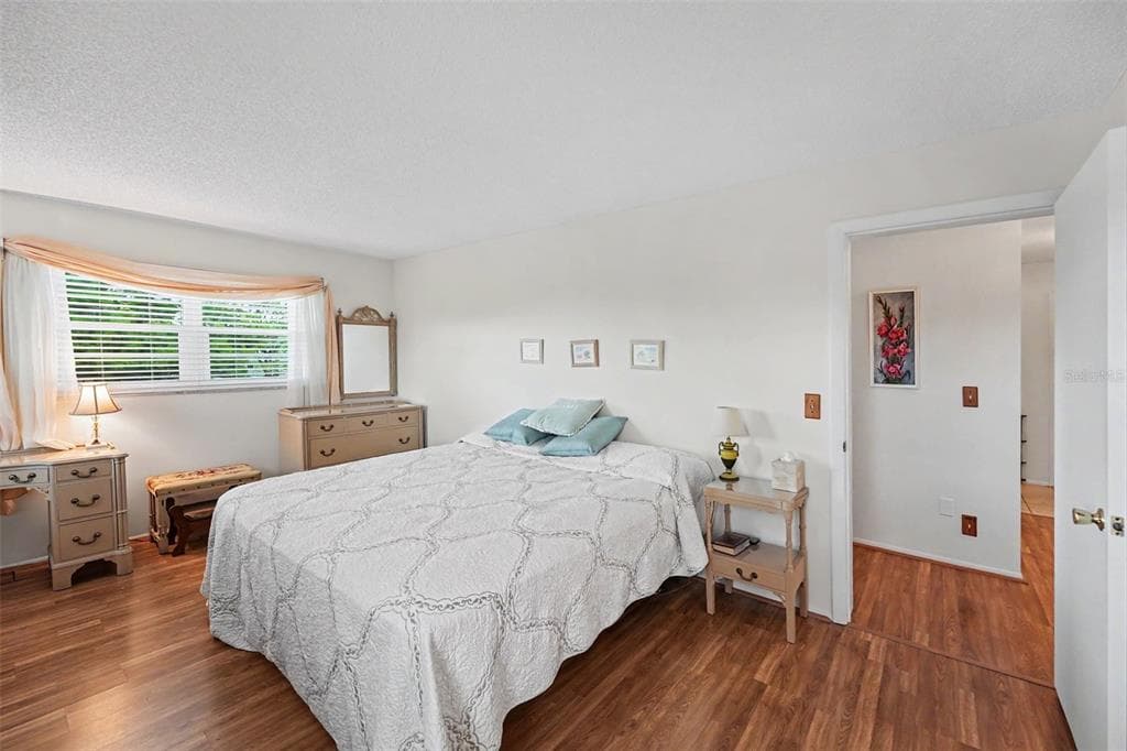 5970 80TH ST N 301 photo 12