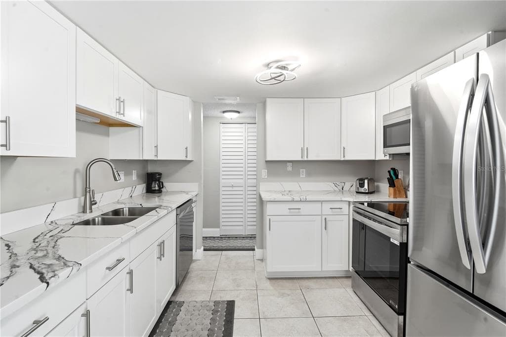 3807 S ATLANTIC AVENUE 4040 photo 19