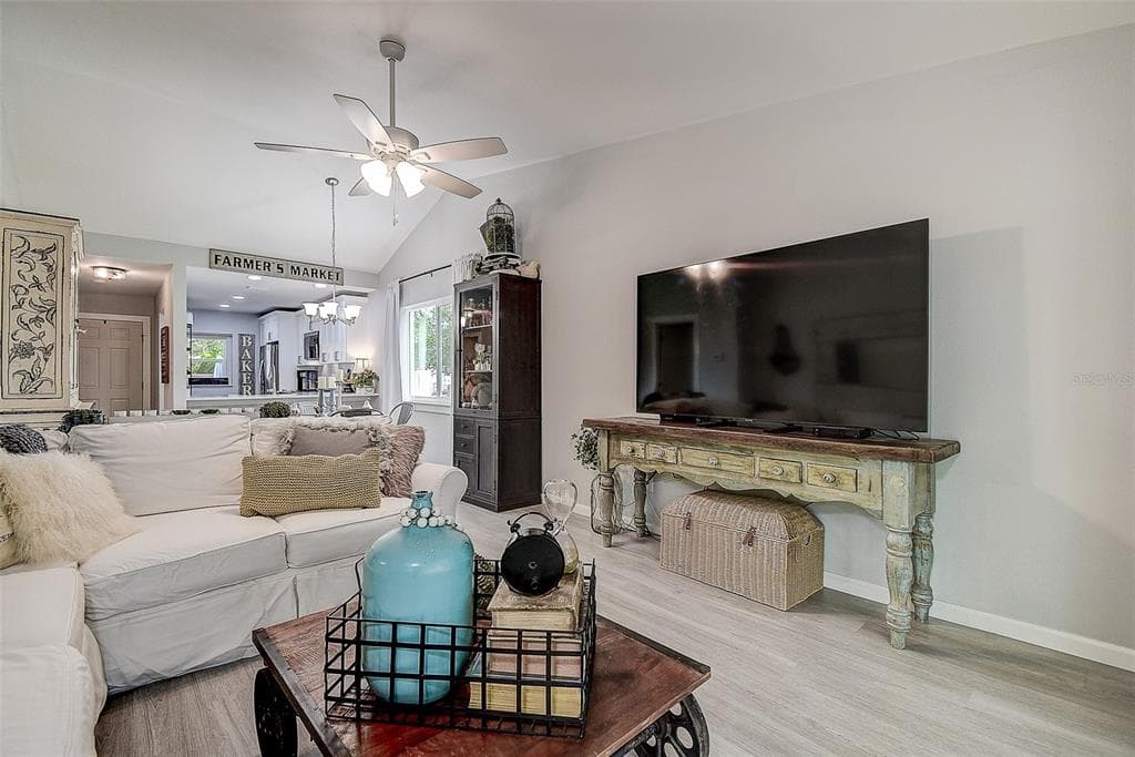 1439 WATER VIEW DRIVE W photo 12