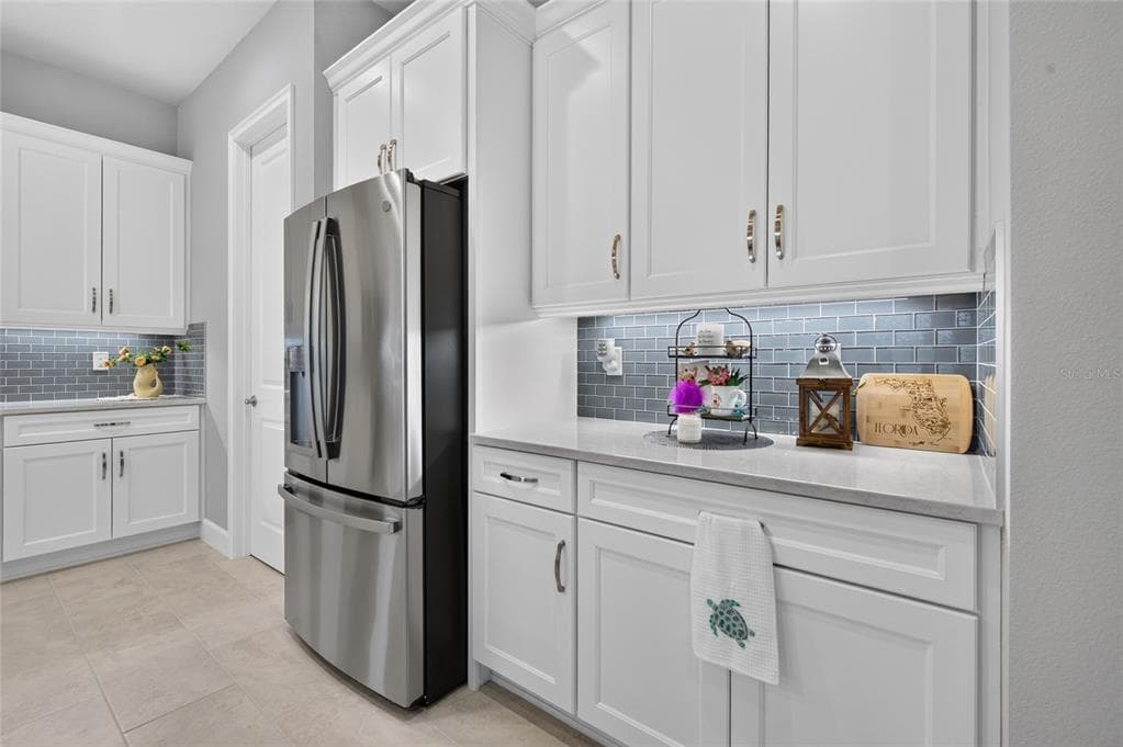 305 AQUAMARINE WAY photo 14