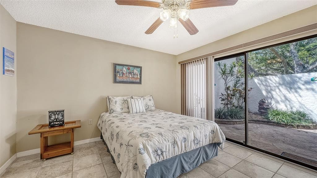 301 TIMBERLAKE DRIVE photo 25