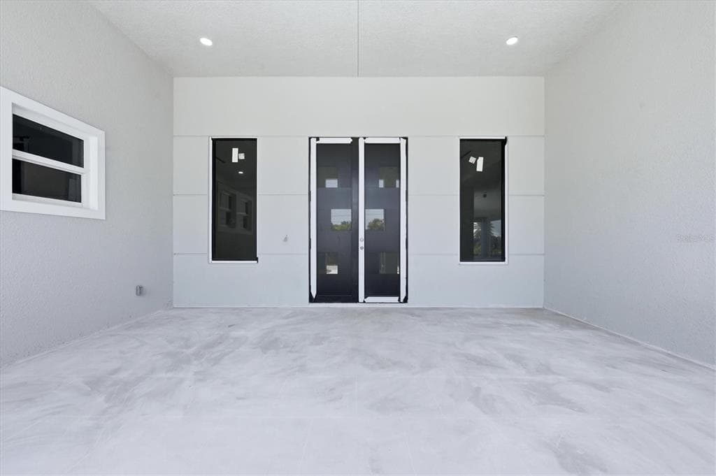 9232 ARRID CIRCLE photo 2