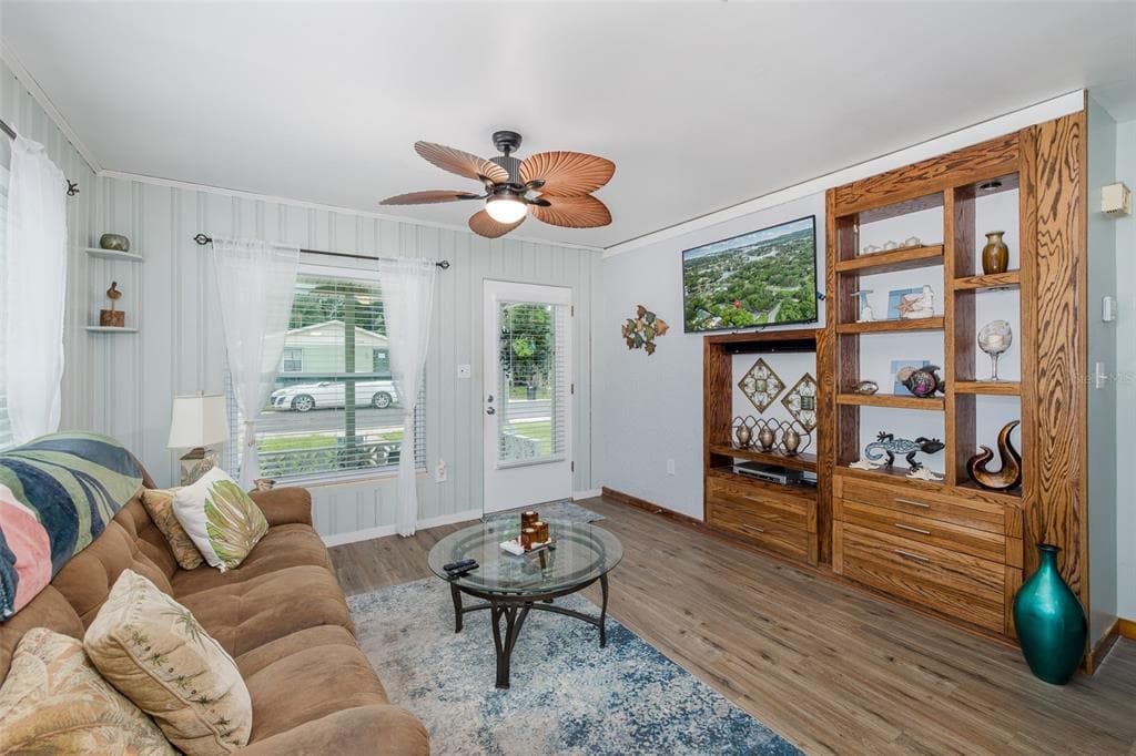 5708 HOMECREST ROAD photo 16