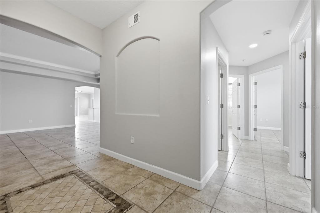 8767 THE ESPLANADE 40 photo 17
