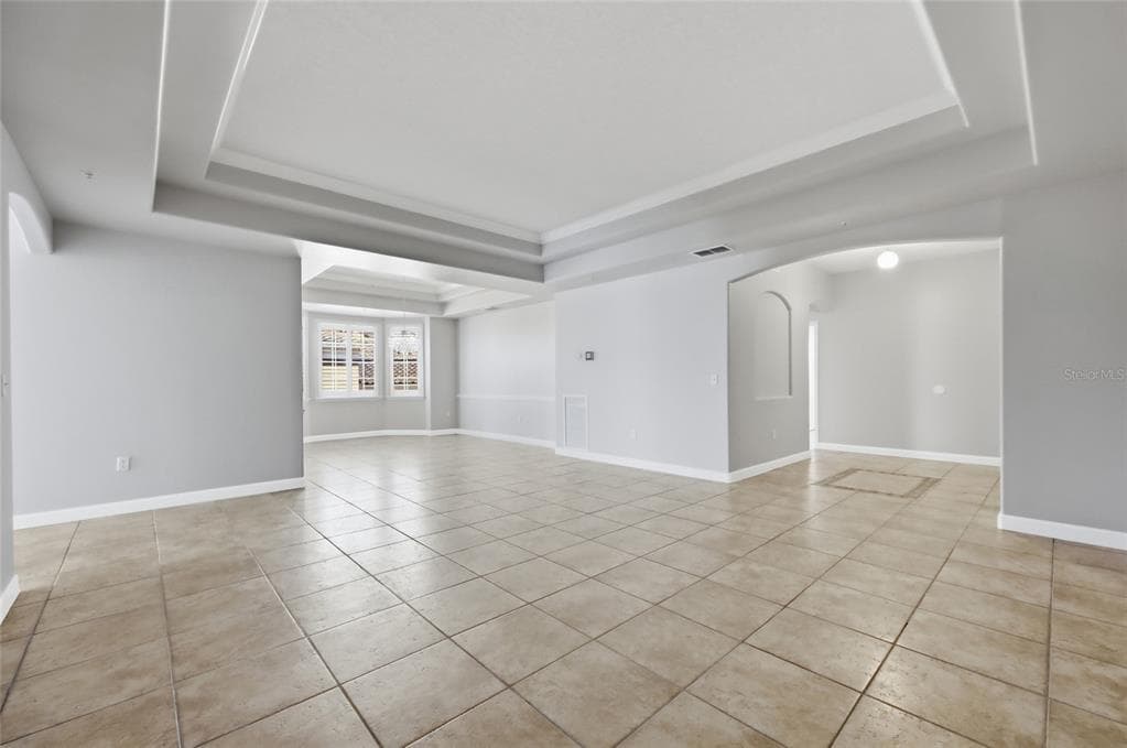 8767 THE ESPLANADE 40 photo 19