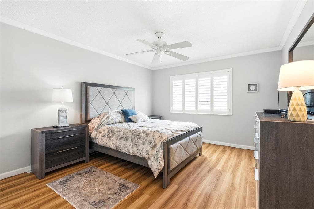 14800 WALSINGHAM ROAD 702 photo 22