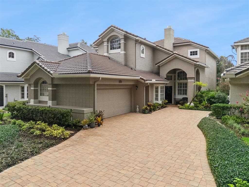 1279 GLENCREST DRIVE photo 3