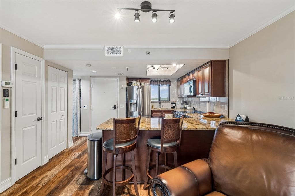 6009 SEA RANCH DRIVE 503 photo 12