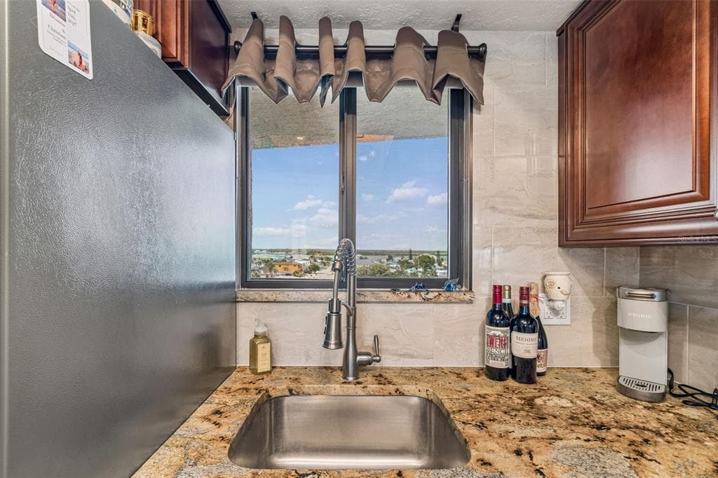 6009 SEA RANCH DRIVE 503 photo 8