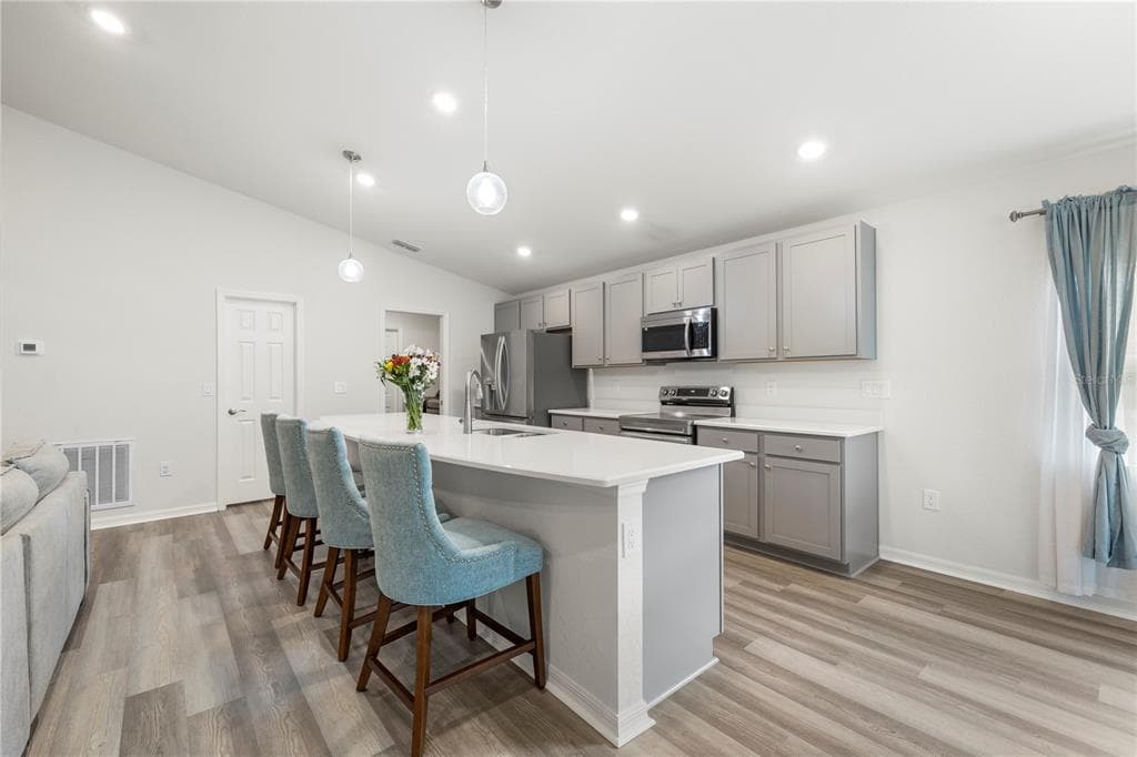 35542 BELLINGTON BOULEVARD photo 12
