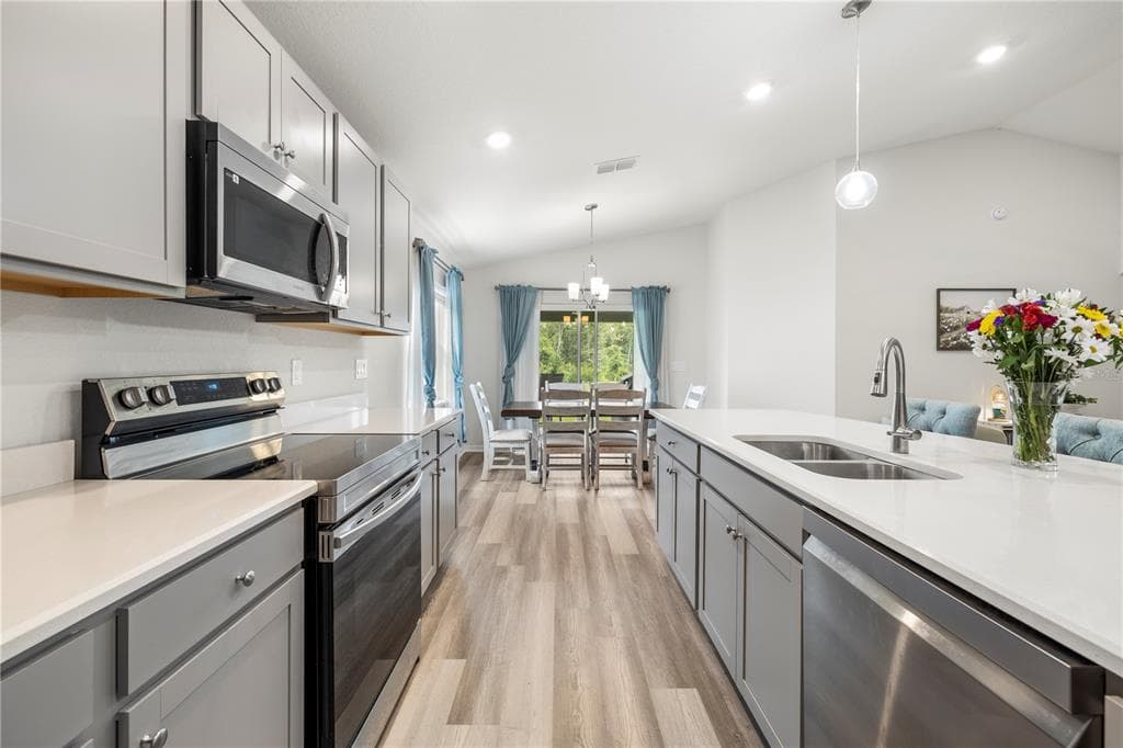 35542 BELLINGTON BOULEVARD photo 15