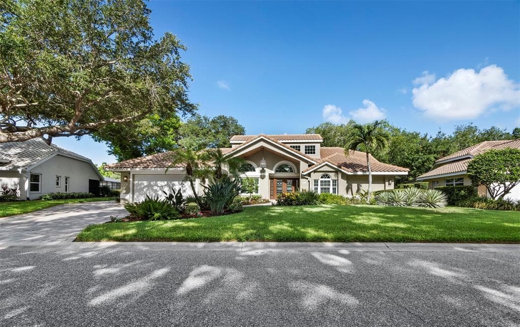 8314 CYPRESS HOLLOW DRIVE photo 1