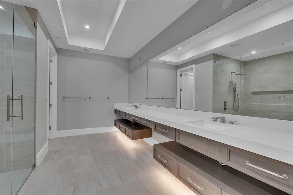 70 AVENIDA VENECCIA 202 photo 18