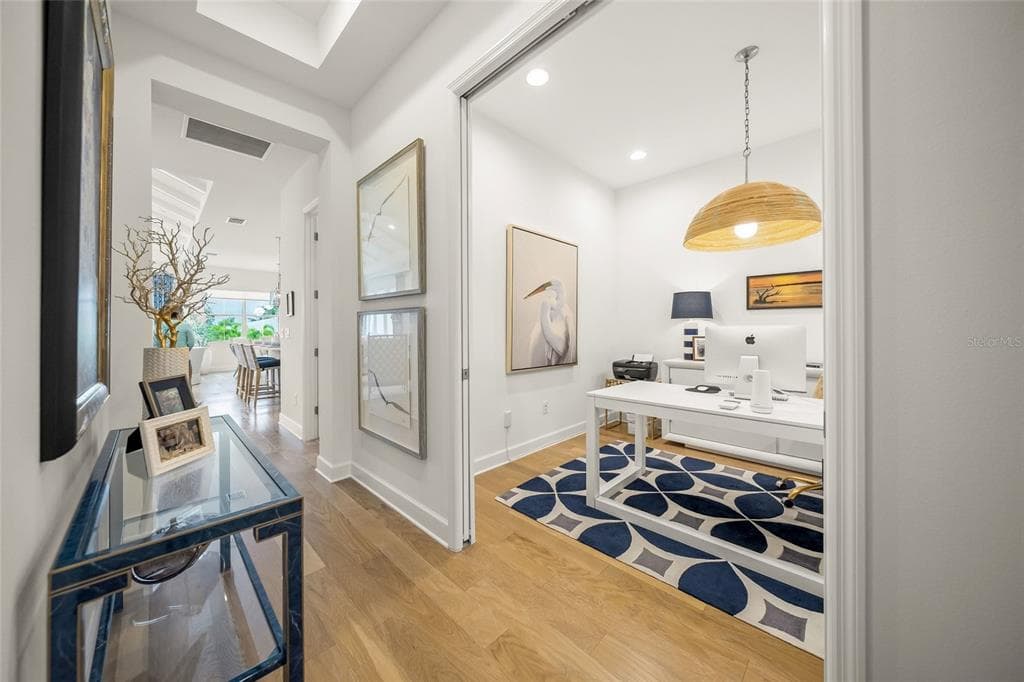 264 SAINT LUCIA DRIVE 201 photo 7