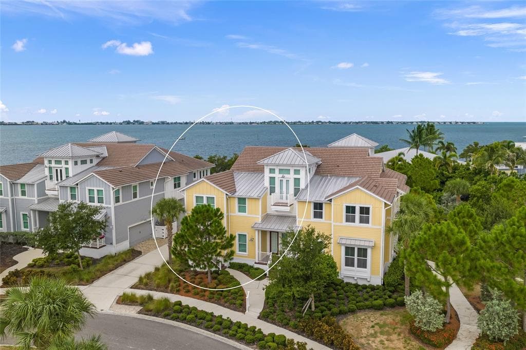 264 SAINT LUCIA DRIVE 201 photo 1