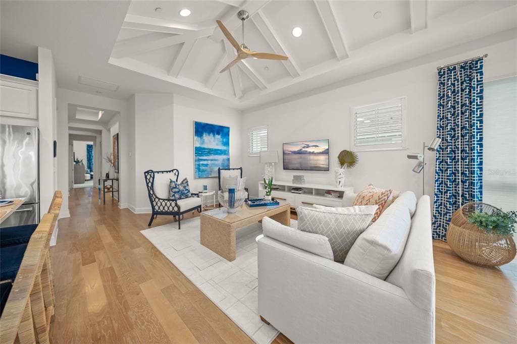 264 SAINT LUCIA DRIVE 201 photo 14