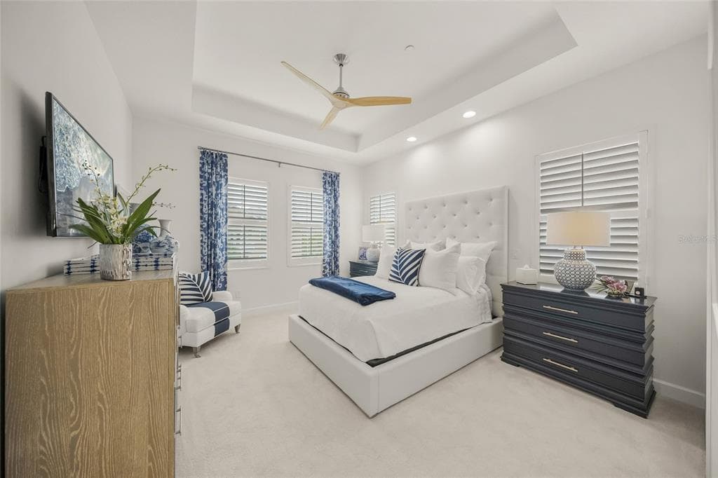 264 SAINT LUCIA DRIVE 201 photo 15