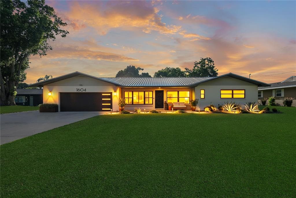 1604 ORANGE AVENUE photo 1