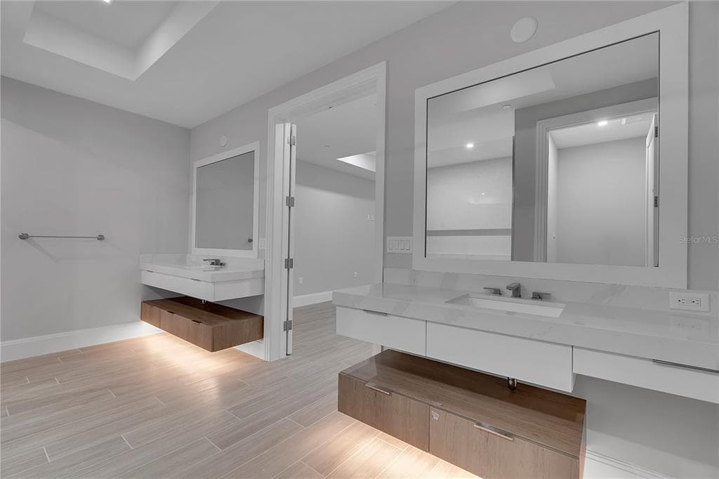 70 AVENIDA VENECCIA 204 photo 20